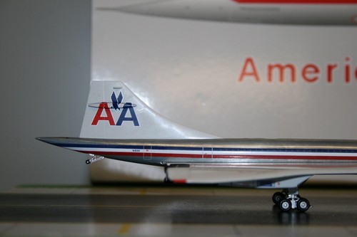 JC Wings 1:200 American Airlines Concorde N191AA (FX2001) Die-Cast Model Plane - Picture 6 of 10