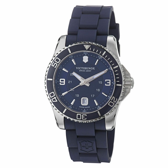 victorinox maverick blue dial