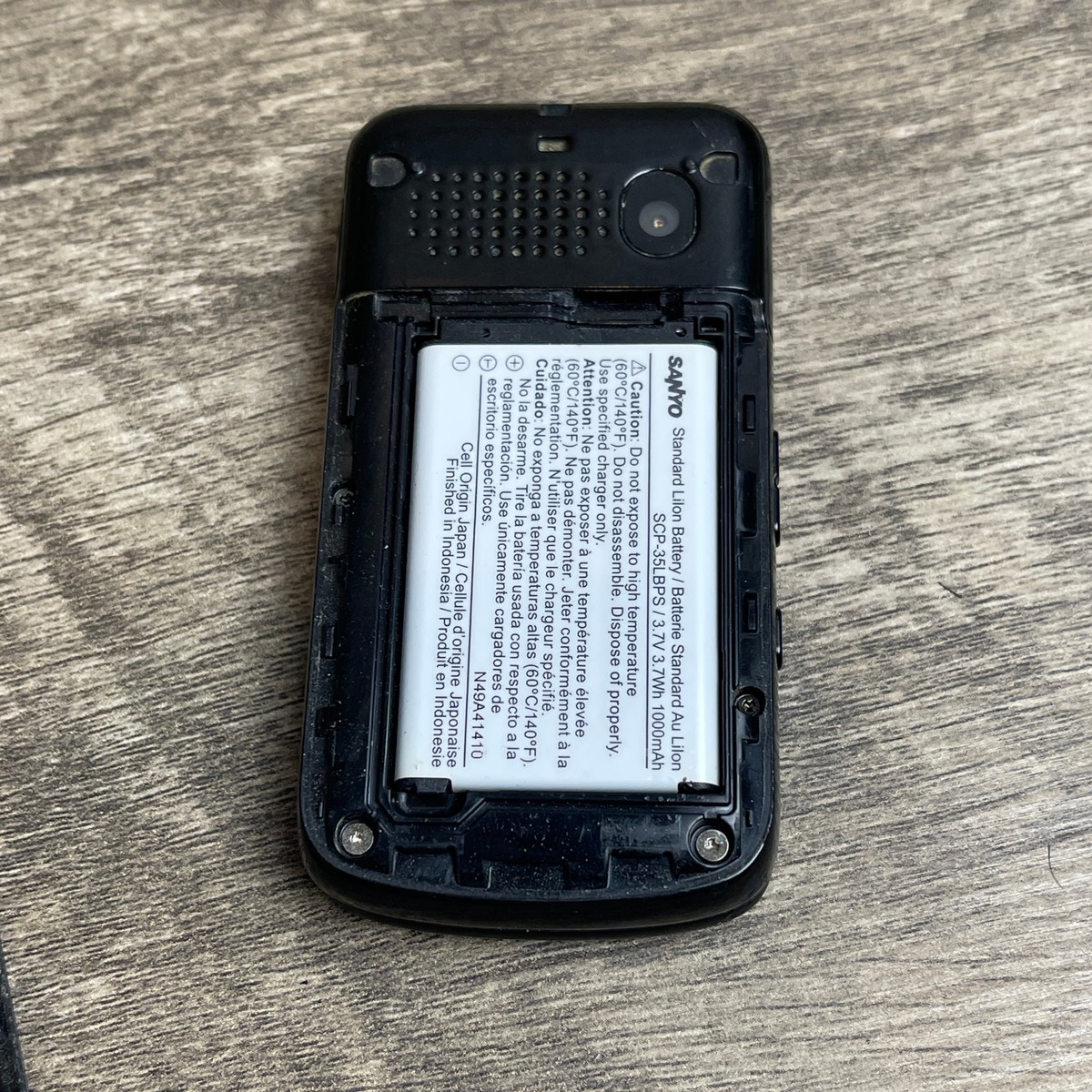 スマホ Sanyo SCP-3810 Black 2