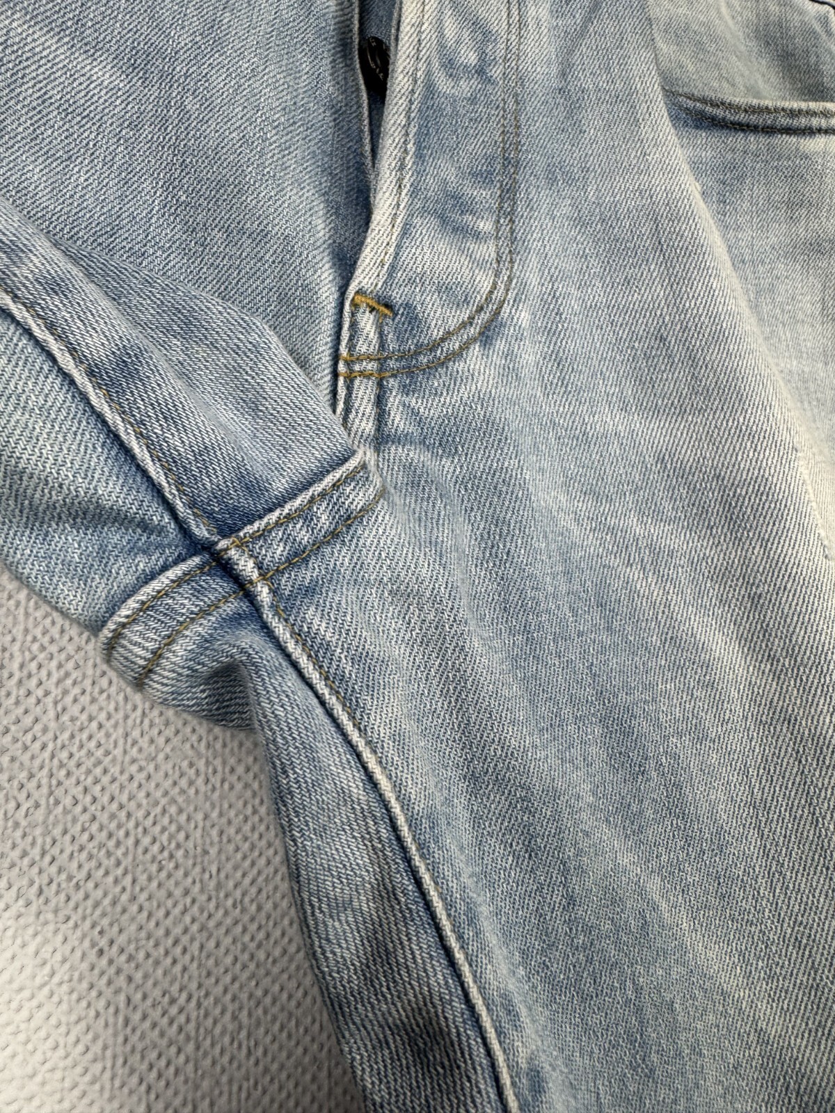 Foto 12 di 21