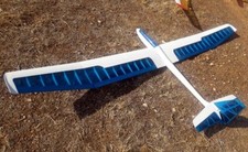 Aquila 100" - Planeador Clase Estándar Corte Láser Ala Costilla y Antiguo Juego SOLO