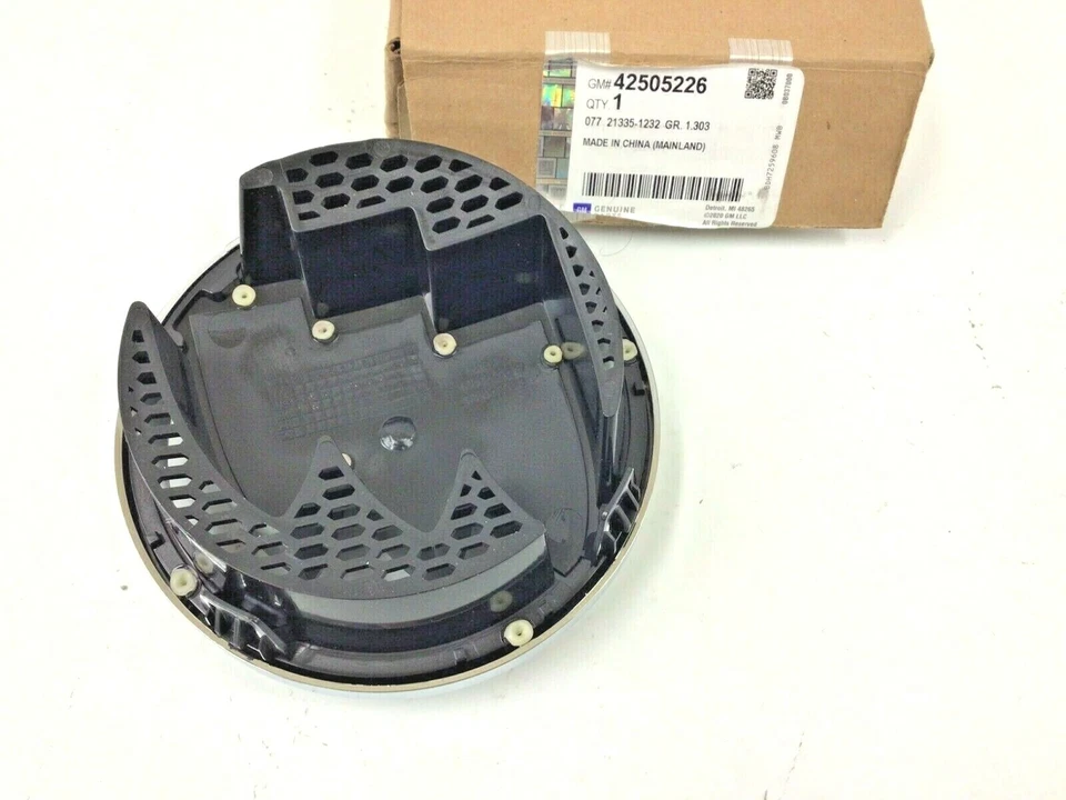 Emblema de la parrilla delantera Buick Envision 2019 2020 color tri-shield nuevo OEM 42505226 Foto 3 de 4