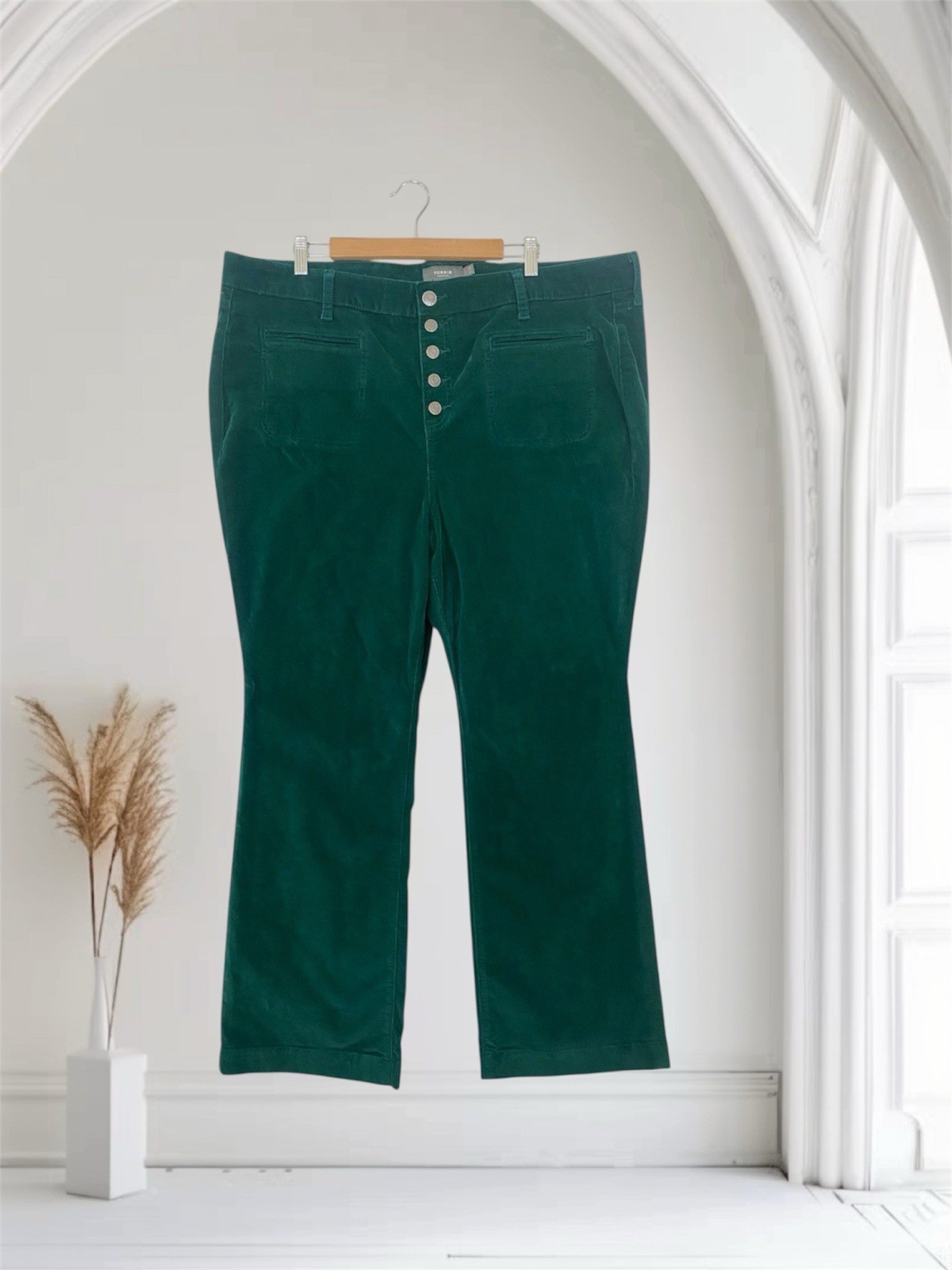 Torrid Slim Boot Cut High Rise Corduroy Jeans Women’s Size 22R Button Fly  $98