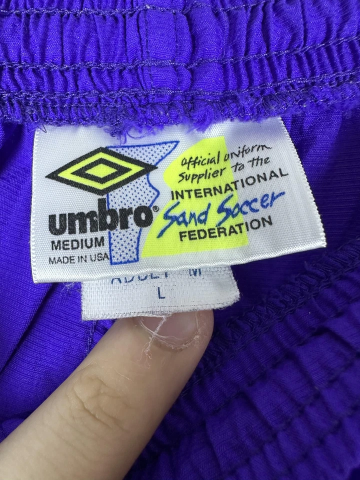Bañador Umbro Shorts Para Hombre Mediano Fútbol Nailon EE. UU. 90s Foto 3 de 4