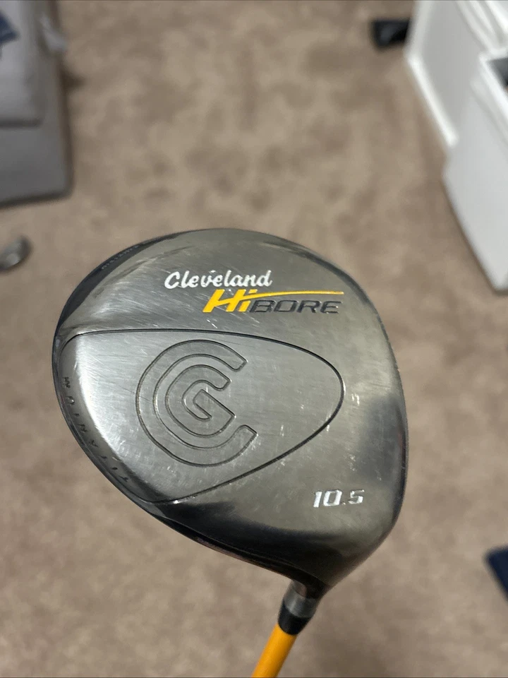Cleveland HiBore Driver 10.5° Golf Club With Headcover - Image 3 of 4