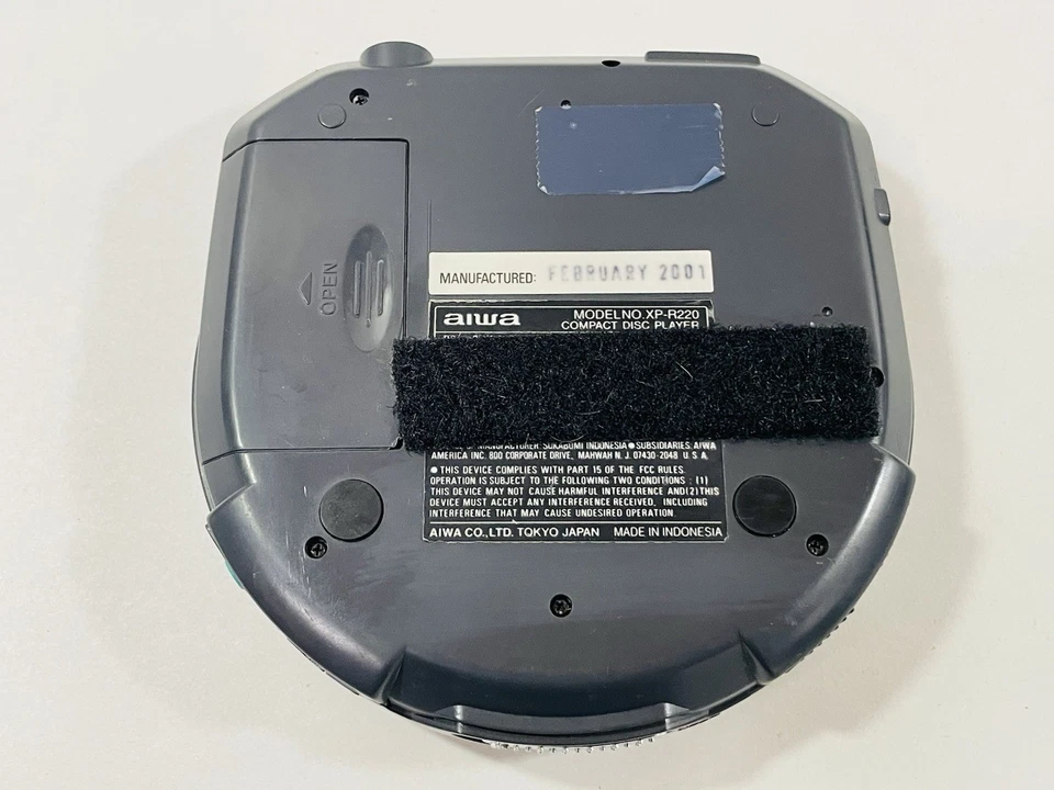 Vintage Aiwa EASS 3x CD Player Sintonizador AM/FM XP-R220 - TESTADO E FUNCIONA - Imagem 3 de 4