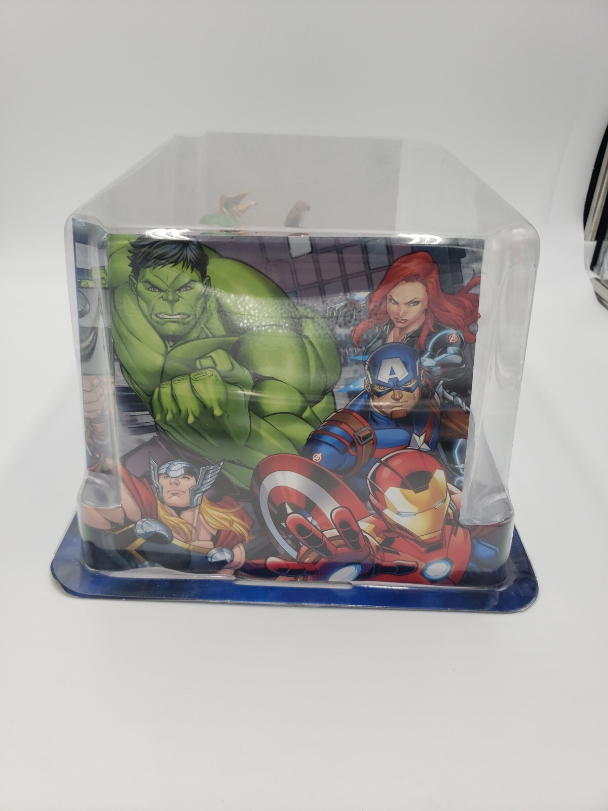 Disney Marvel Avengers Deluxe Figurine Set! Includes 9 Pieces! Brand