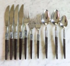 Vintage Ekco Eterna LaJoya Cannoe Muffin Stainless Wood Knives Forks & Spoons