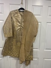women indian/pakistani dress size medium new