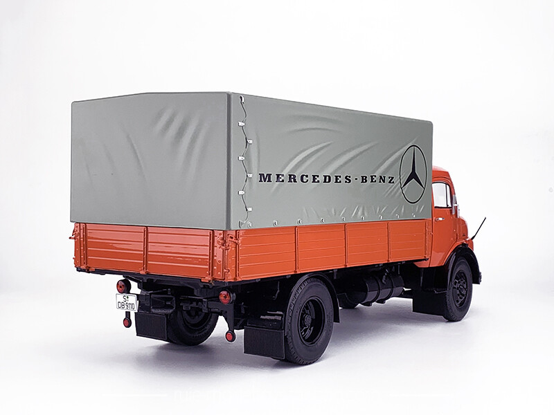 ミニカー EBBRO MERCEDES-BENZ L911 BOX TRUCK Mercedes-Benz L911 | House of Modelcars