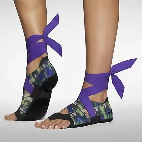 Nike studio top wrap pack