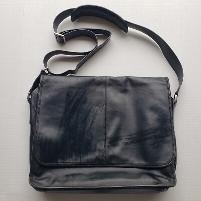 Levenger Black Leather Messenger Business Laptop Bag with Adjustable Strap