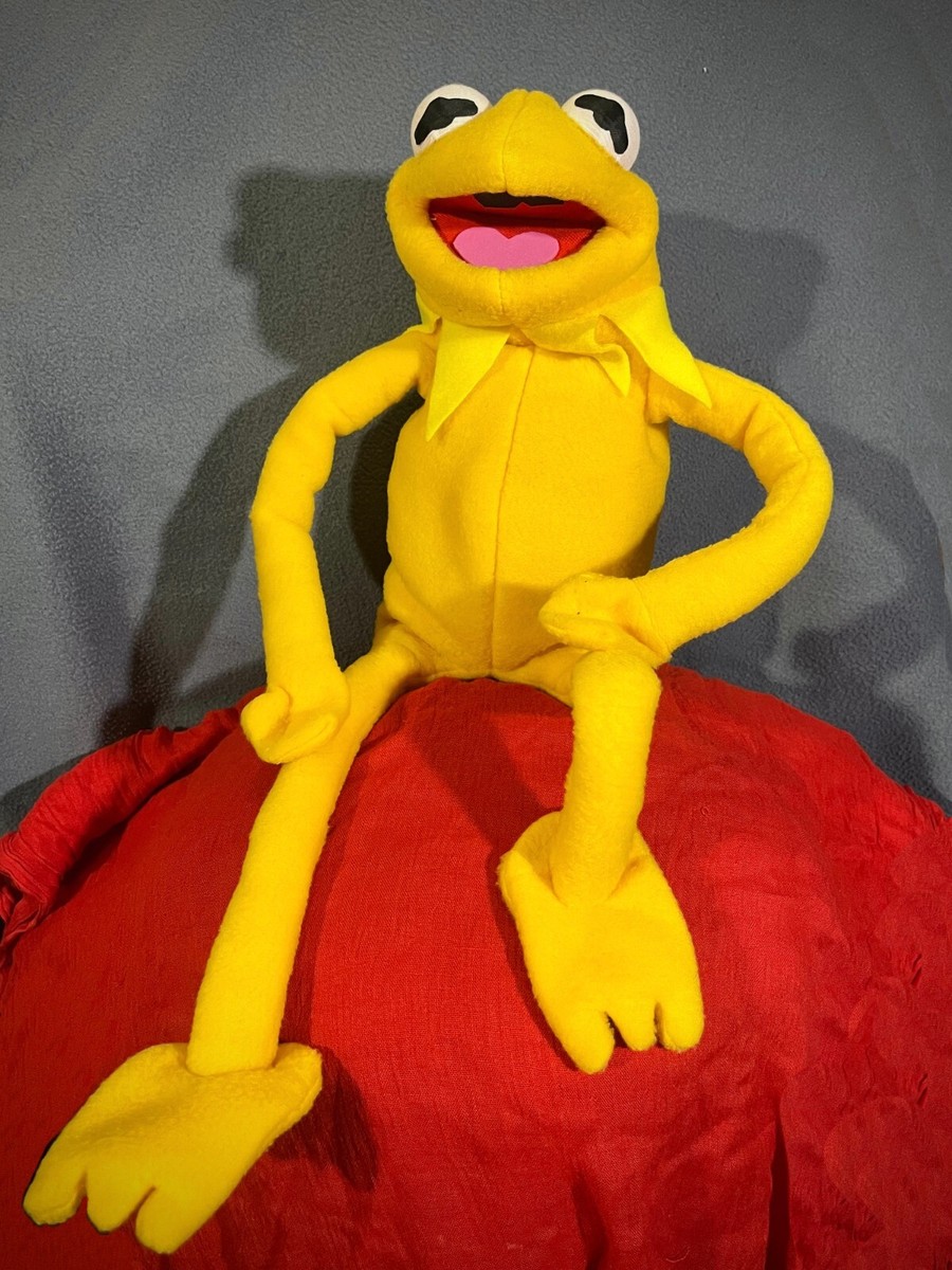 RARE YELLOW KERMIT HAND CRAFTED PUPPET TOY MUPPETS SESAME STREET