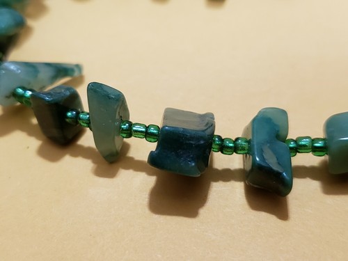 COLLECTABLE, GENUINE STONE NECKLACE, 20" Long, Hand Made in USA - Picture 7 of 7