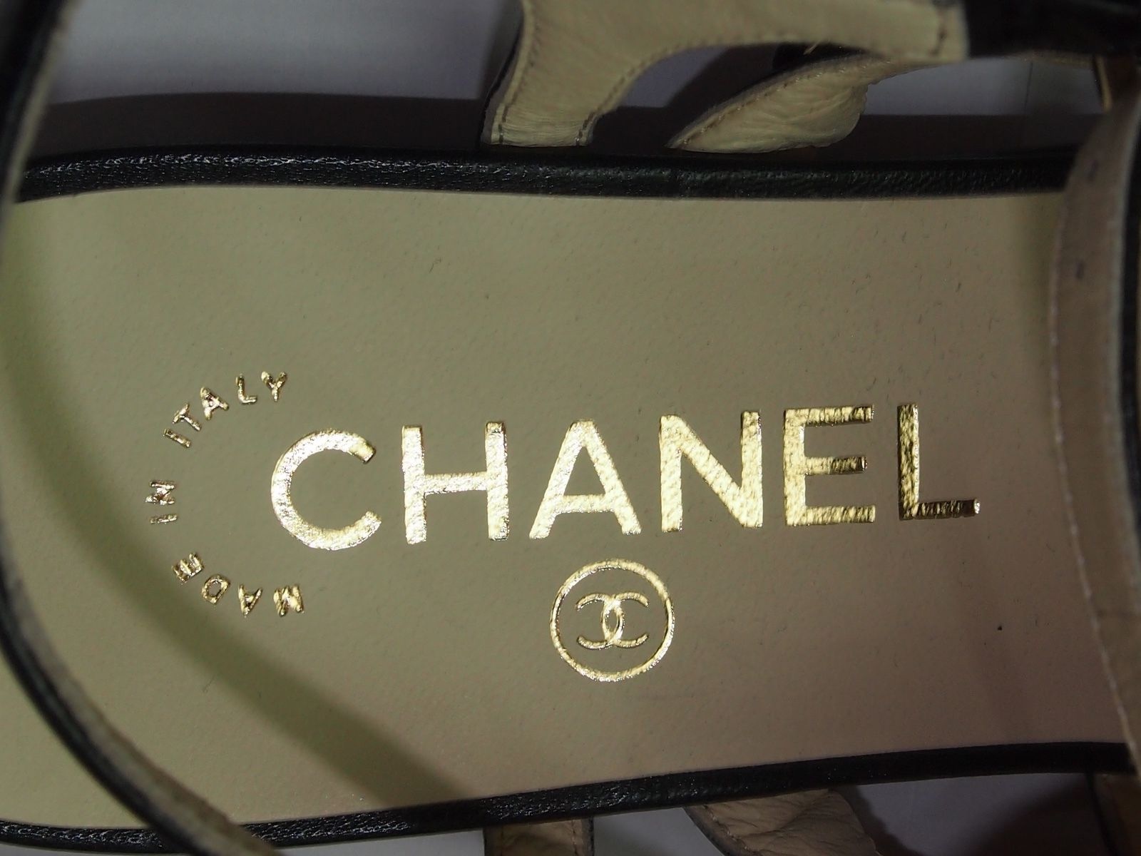 CHANEL WOMAN'S FLIP FLOPS, PEARL DESIGN, 7 US SIZE image 6