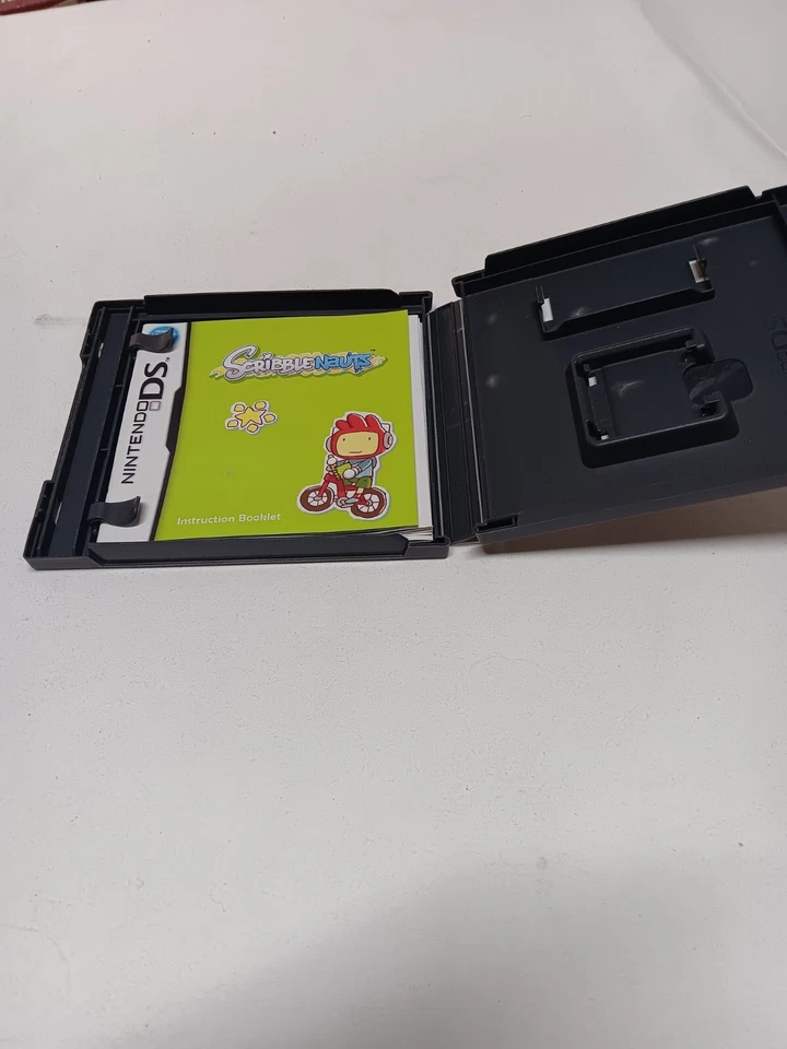 SCRIBBLENAUTS COLLECTION NINTENDO DS GAME CASE AND MANUAL ONLY NO GAME . - Image 3 of 3