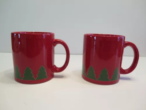 WAECHTERSBACH West Germany Small Christmas Tree on Red Ceramic Coffee Mugs (2)