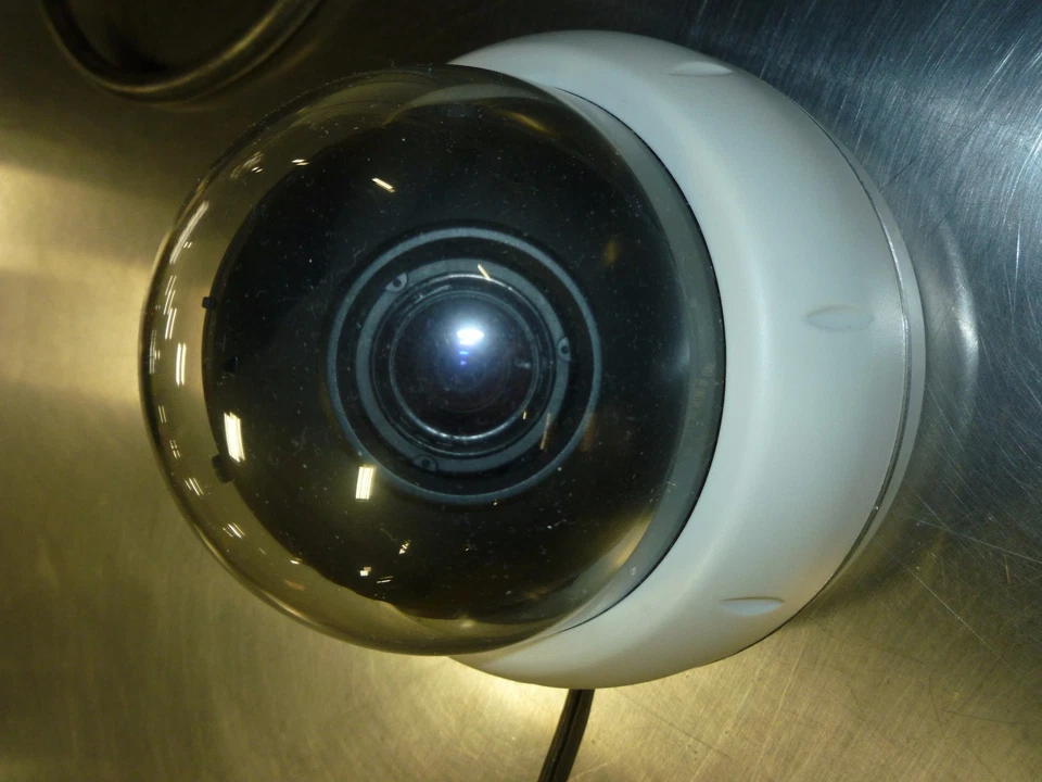 CNB DBF-44VF 960H 700 TVL Varifocal 16x Digital Zoom Dome Security Camera, White - Image 2 of 4