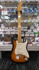 Guitare électrique FENDER USA Stratocaster-04