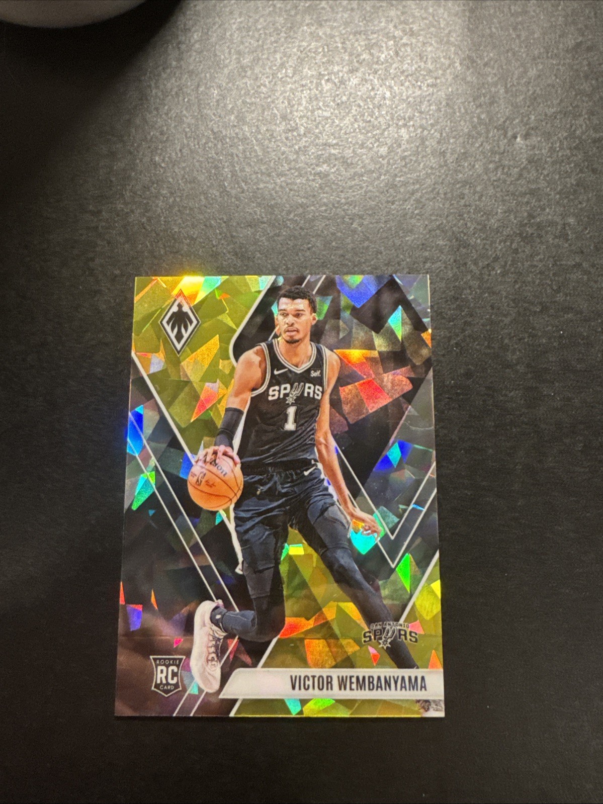 2023-24 Panini Phoenix - Victor Wembanyama #256 Yellow Ice Phoenix /175 (RC)