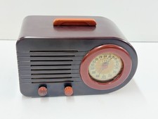VTG FADA 1000 CATALIN RADIO IN MAROON & YELLOW DECO TUBE RADIO
