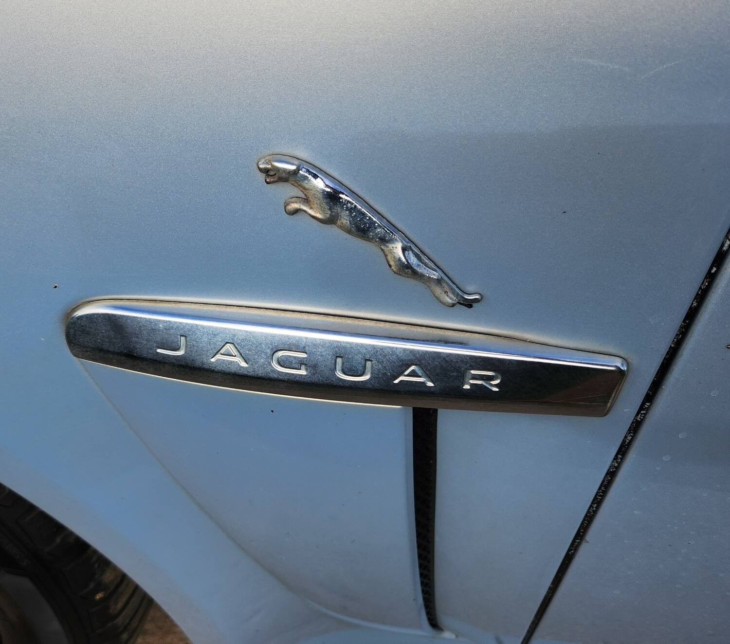 2014 Jaguar XF, photograph 15