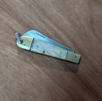 VINTAGE RARE POCKET KNIFE ''JPM'' Hand Forged MOTHER OF PEARL HANDLE