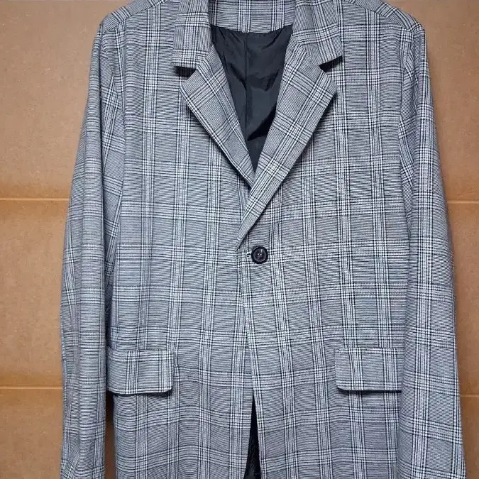 Casual Checked Pattern Blazer Jacket - Size 105 - image 1