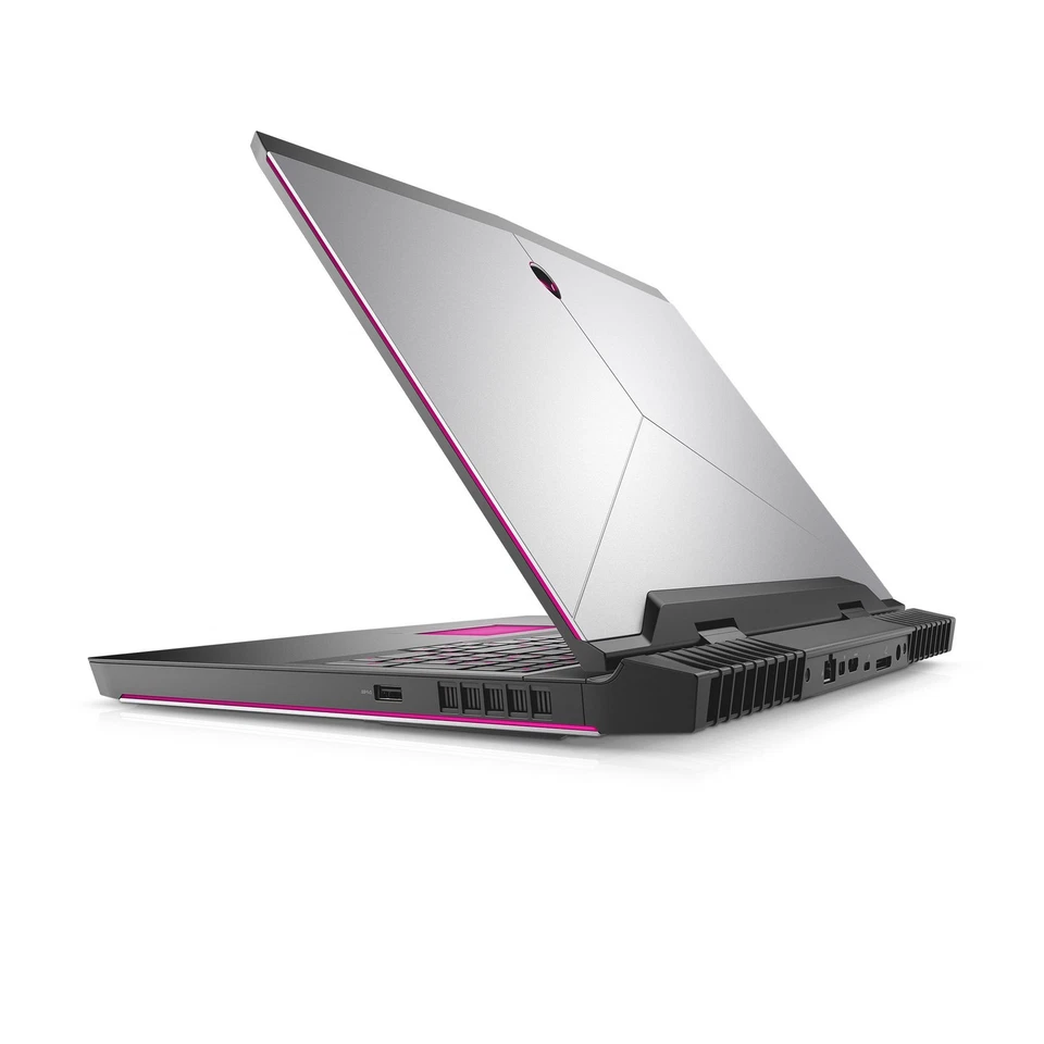 Alienware 17 R4 – UHD – i7-7820HK – 32GB – GTX 1080 – 256GB SSD + 1TB HDD - Image 3 of 4