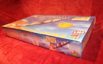 Maquette Airfix Apollo Saturn V – 1/144, édition Smithsonian Air & Space Museum, Neuve