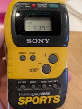 Sony Sport Walkman SRF-M70 FM/AM Stereo Radio Clip On TESTED 