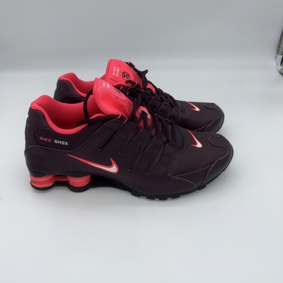 Nike Women's US 10 Shox Burgundy Hyper Punch Pink Athletic