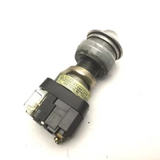 Allen-Bradley 800H-FPXNP16 Hazardous Location Illuminated Push Button 120VAC