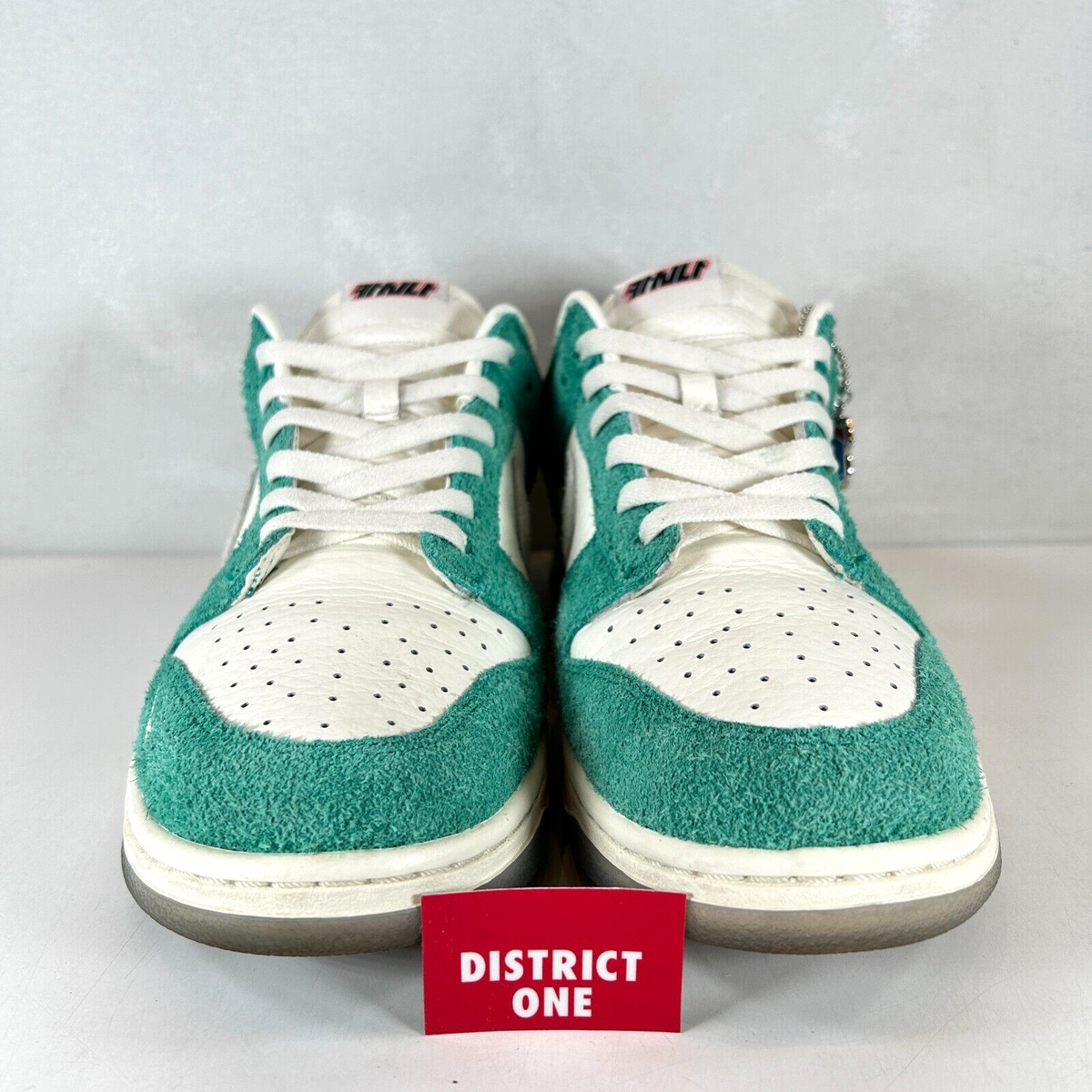 Kasina x Nike Dunk Low Road Sign Neptune Green (VNDS) - Size Kasina x Nike Dunk Low Road Sign Neptune Green (VNDS) - Size