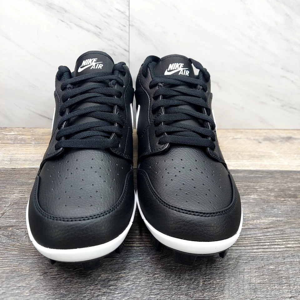 Botines de béisbol Jordan 1 retro MCS bajos negros y blancos CJ8524-011 para hombre talla 12 Foto 3 de 4