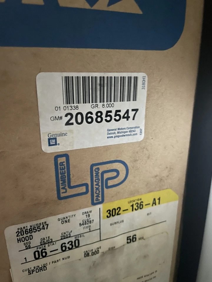 86-92 Oldsmobile Toronado Trofeo, ¡NUEVO OEM capó de repuesto! 20685547 Foto 2 de 3