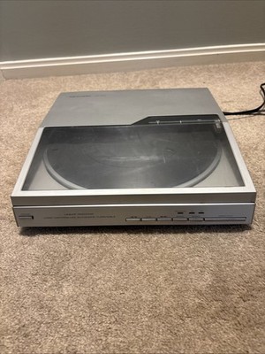 Realistic LAB-1500 TURNTABLE Record Player Linear Tracking *NEEDS NEW BELT*