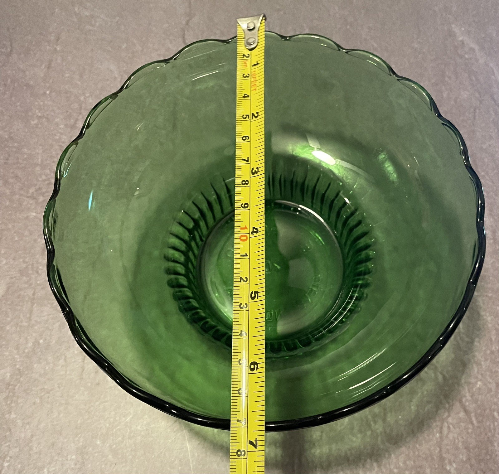 Vintage E.O. Brody Co. Cleveland Ohio 1950’s Green Glass Scalloped Rim Bowl
