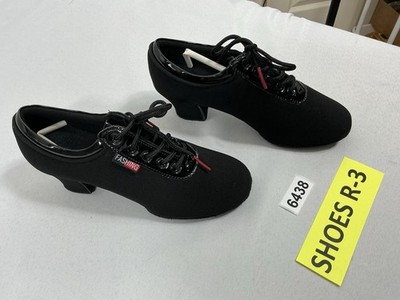 Girls NWOT Fashing Ballroom Dance Shoes Lace Up Size 5.5 Black Block Heel
