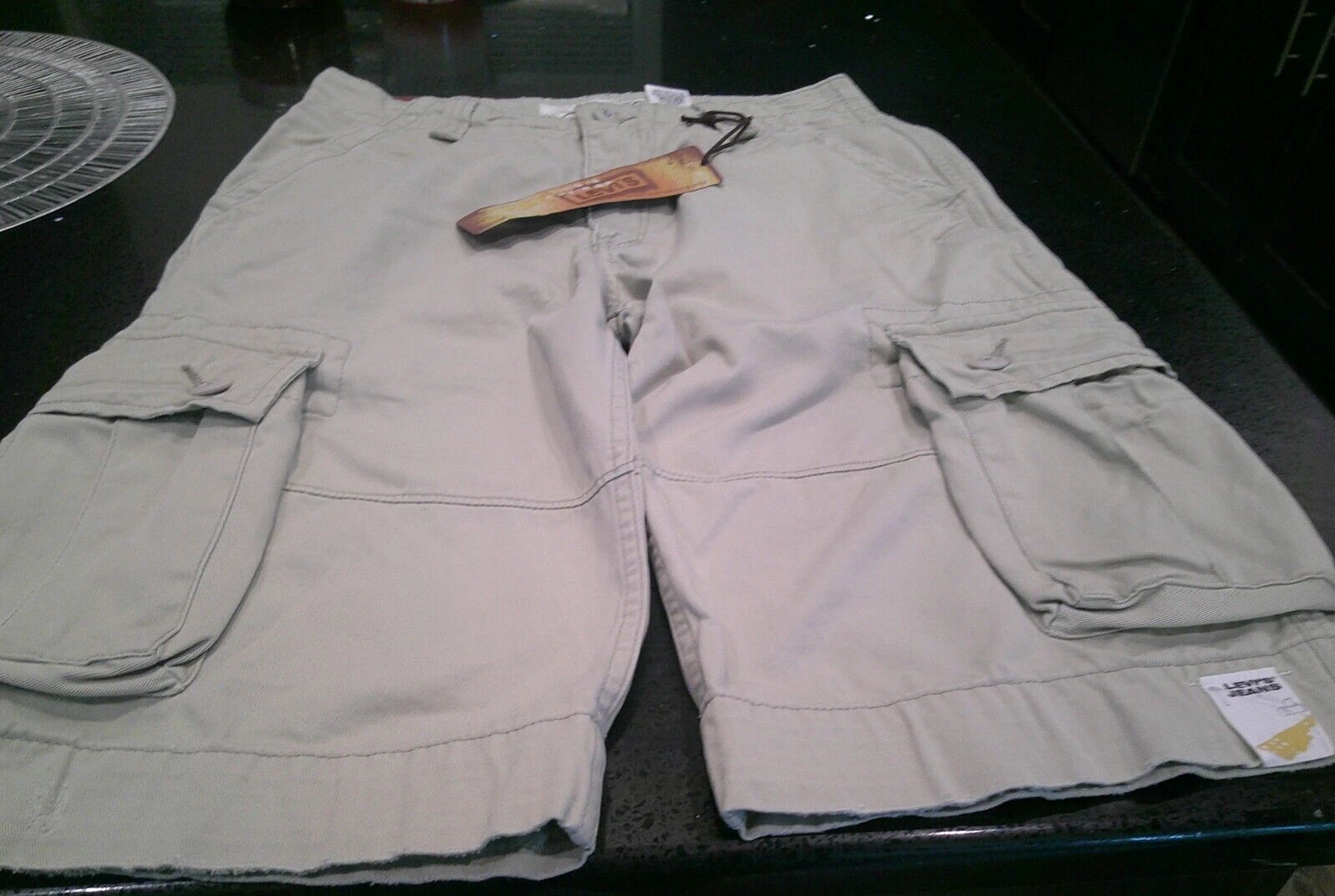 Levi's Men's Khaki Tan Cargo Shorts - Size 16, Waist 28.5, New with Tags