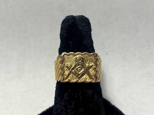 14kt Yellow Gold Masonic Mens Ring *