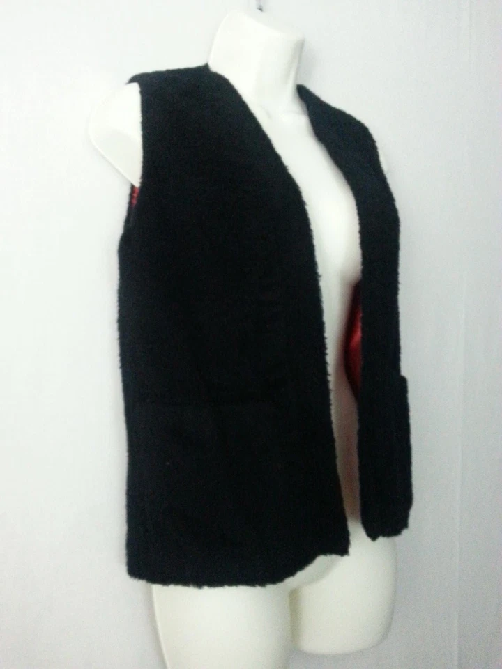 Chaleco De Colección Años 70 Hecho a Mano Negro Imitación Piel Rojo Forro Bolsillos Hippy Junior oXP Mujeres Foto 2 de 4
