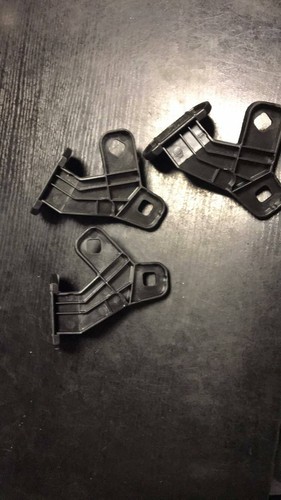 BMW E38 Stoßstangenhalter Halterung vorne links 8193157 51118193157