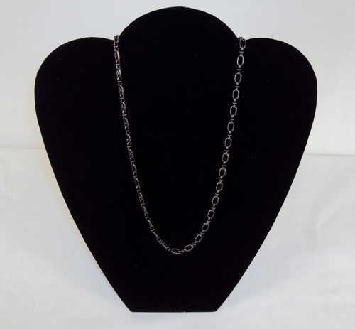 Necklace ~ GUESS Brand Metal Chain w/Figaro Style Links ~ NEW 5410140 - Picture 2 of 6