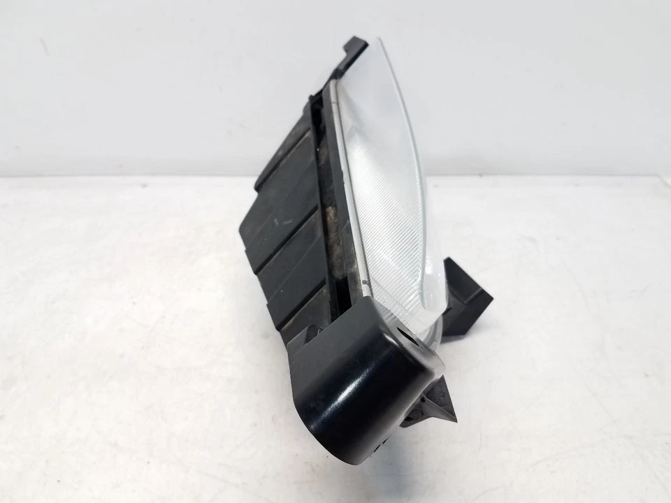 2005-07年福特五百名乘客右雾灯 — 第 4/4 张图片