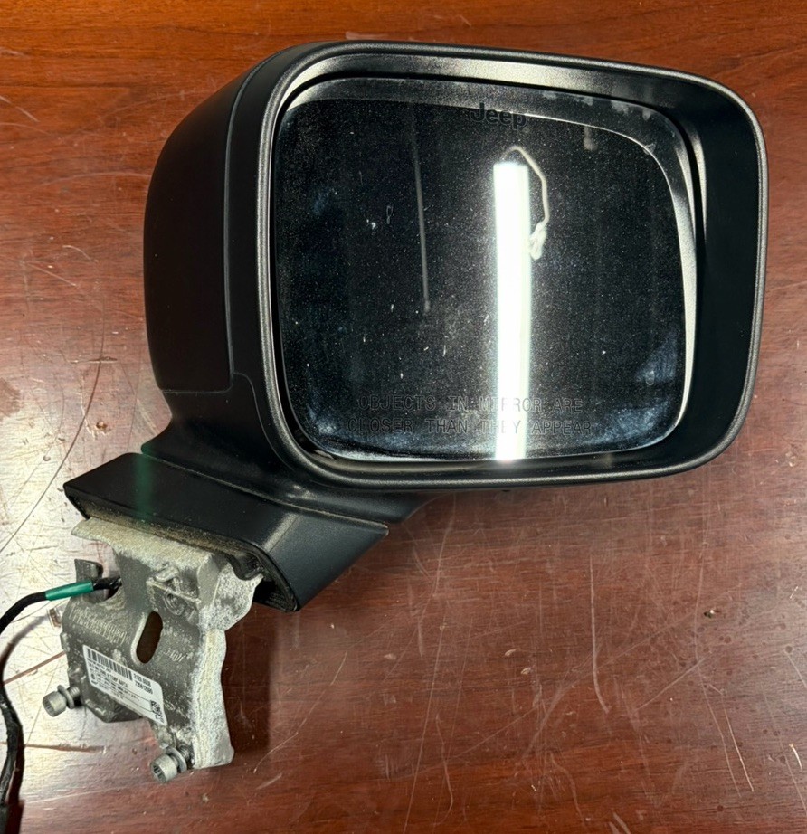 2017 Jeep Renegade RH Passenger Door Mirror Side View OEM