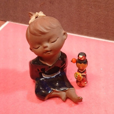 Japanese Red Clay Sitting Girl, Seto Craft co. Vintage Collectible Figures