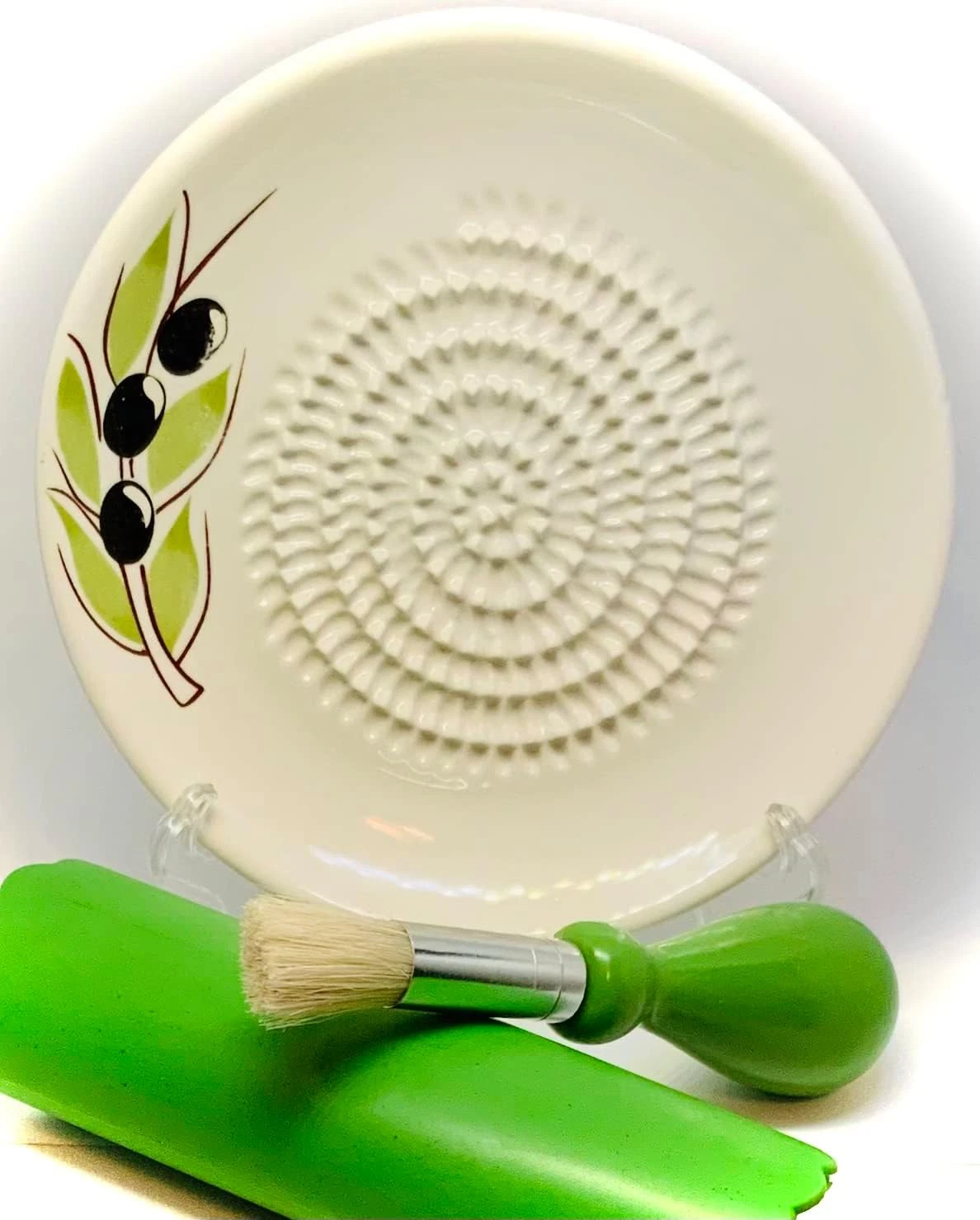 BonCera, All-in-one Premium Ceramic Garlic Grater Plate 4-Piece Set - White Oliv