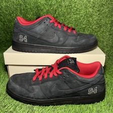 Supreme x Nike Dunk SB Low Black for Sale | Authenticity
