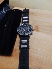 Zhowe Gent's Quartz Watch Silver Stainless Steel Black Face And Strap